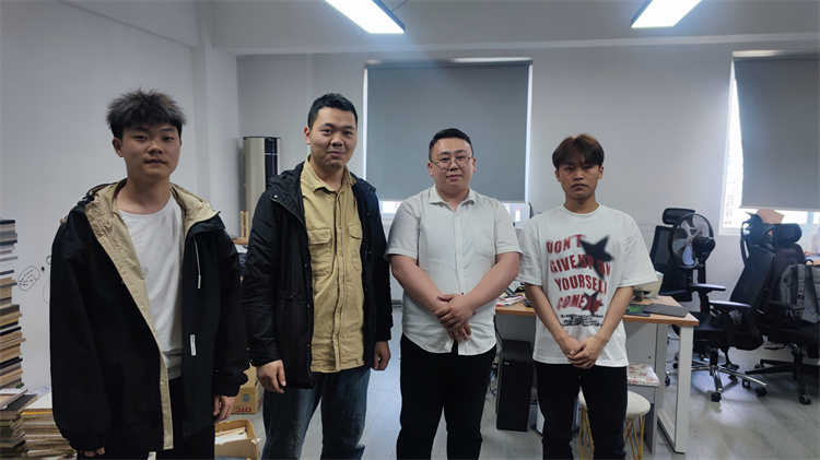 心系学子每一步,就业回访送真情