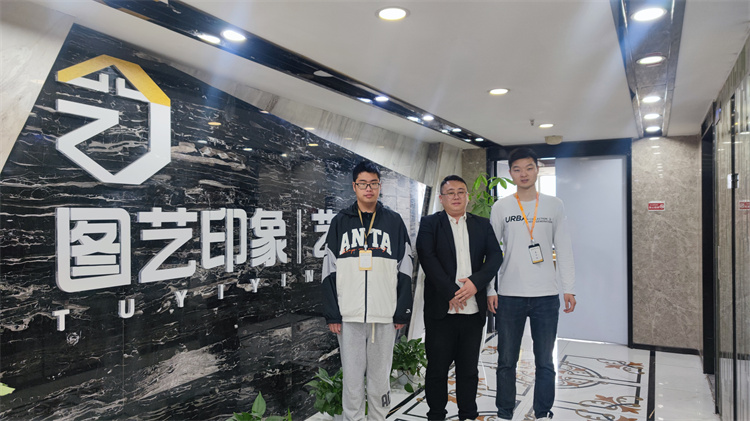 心系学子每一步,就业回访送真情