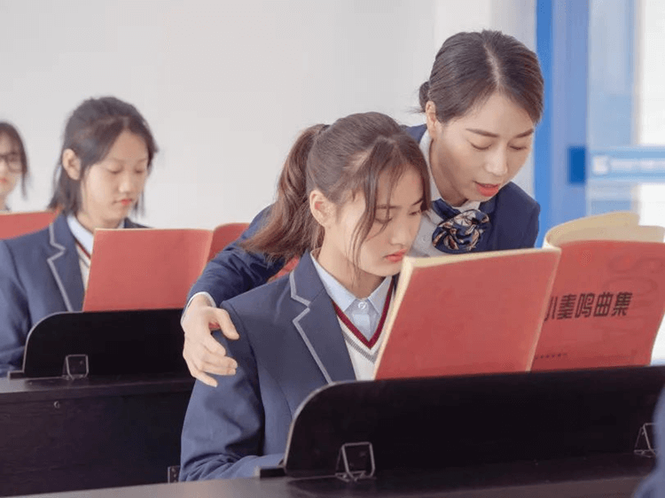 成都新华春季学籍注册已进入倒计时