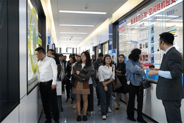 100+岗位来袭,成都新华这场招聘会,厉害