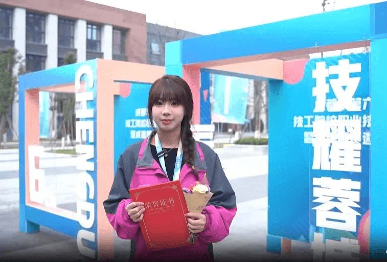 新华青年说—关于青春,来看新华学子怎么说