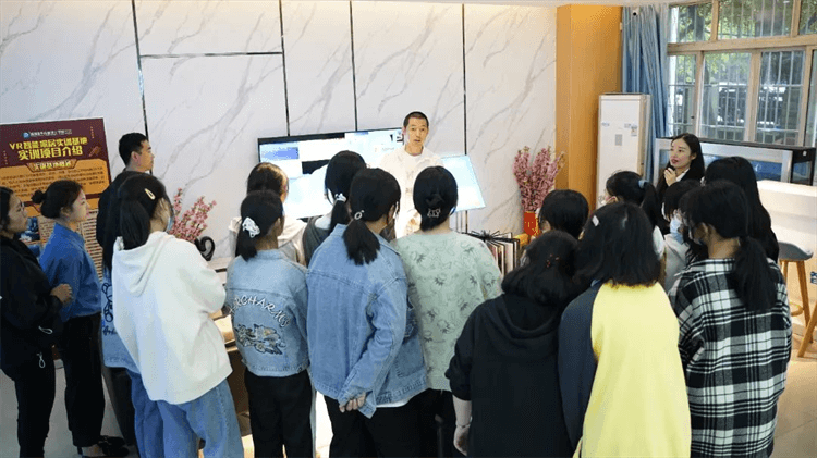 择校关键词:“到校、实地、考察”,请记住