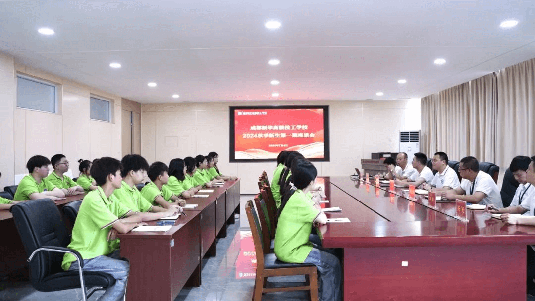 初入新华的他们,在学校学习生活怎么样?