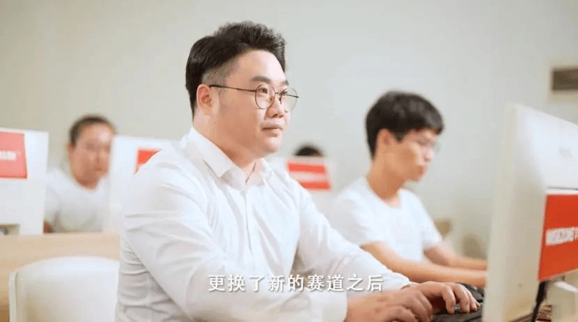 新华社解读职校生的“无限可能”到底在哪里?