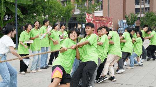 <b>别再羡慕别人，这一次，神仙学校是你的！</b>