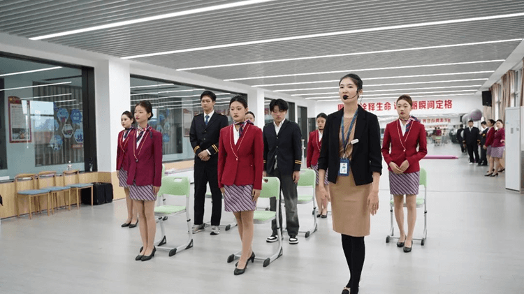 十七八岁辍学打工没出路?如何才能为未来加一份保障?