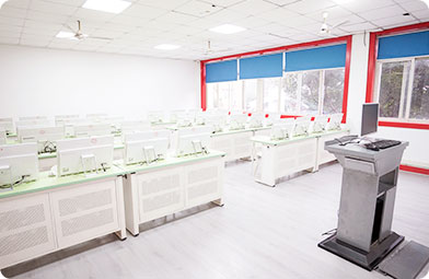 四川新华电脑学院电商实训基地