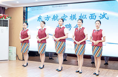 四川新华电脑学院校园活动