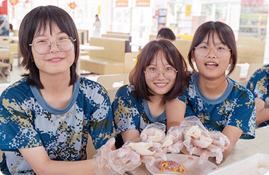 四川新华电脑学院校园活动
