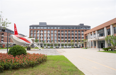 四川新华电脑学院校园环境