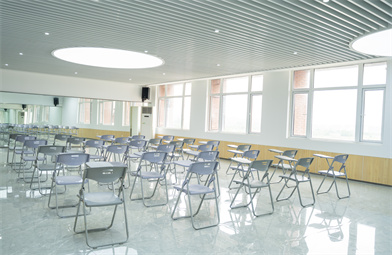 四川新华电脑学院校园环境