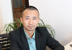 黄一洲