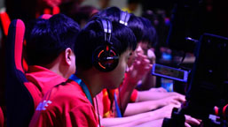 2018金鹰电竞大赛成都赛区-四川新华电脑学院