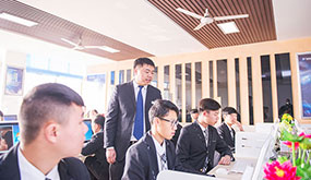 四川新华电脑学院实训环境